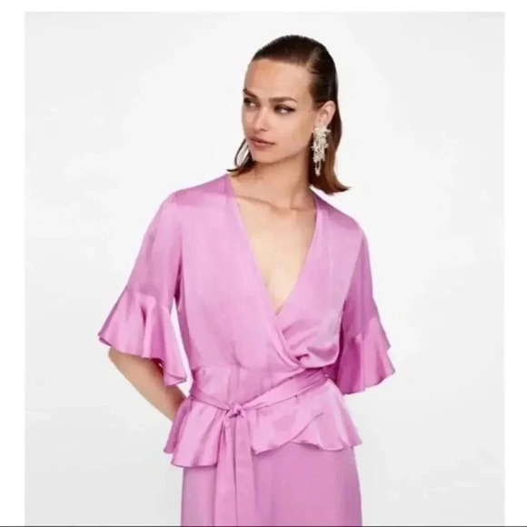Zara Woman Lilac Satin Wrap Blouse Bell Sleeve Bloggers Fave Top Size XS - Picture 1 of 5